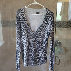 Express Women's Gray Leopard V-neck Sweater